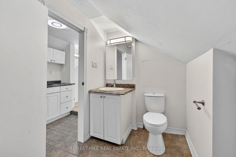 Photo 26 at 89 Toronto Street, City Centre, Barrie