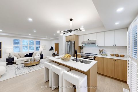 Photo 6 at 29 Rosita Crescent, Birchmount, Toronto