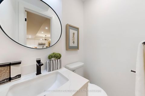 Photo 10 at 29 Rosita Crescent, Birchmount, Toronto