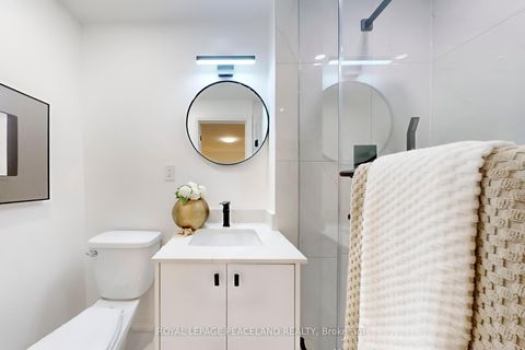 Photo 14 at 29 Rosita Crescent, Birchmount, Toronto