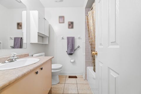 Photo 21 at 67 Macbride Crescent, Maple, Vaughan