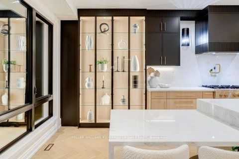 Photo 7 at 33 Twelfth Street, New Toronto, Toronto