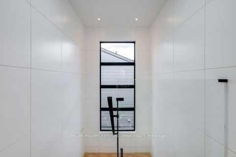 Photo 17 at 33 Twelfth Street, New Toronto, Toronto