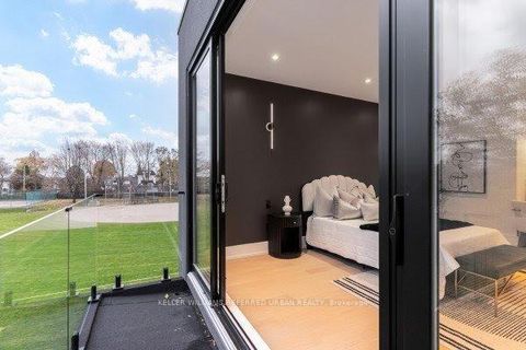 Photo 21 at 33 Twelfth Street, New Toronto, Toronto