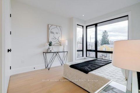 Photo 33 at 33 Twelfth Street, New Toronto, Toronto