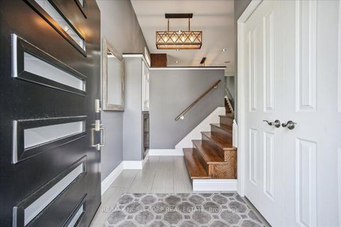 Photo 2 at 77 Crayford Drive, Steeles, Toronto