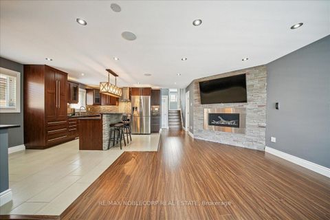 Photo 12 at 77 Crayford Drive, Steeles, Toronto