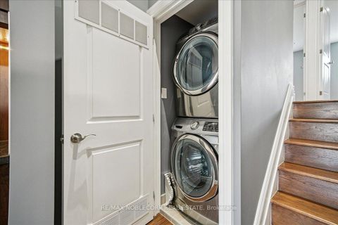 Photo 14 at 77 Crayford Drive, Steeles, Toronto