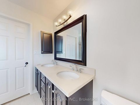 Photo 22 at 952 Peggoty Circle, Eastdale, Oshawa