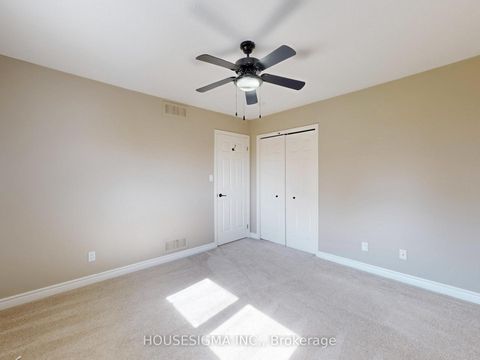 Photo 25 at 952 Peggoty Circle, Eastdale, Oshawa