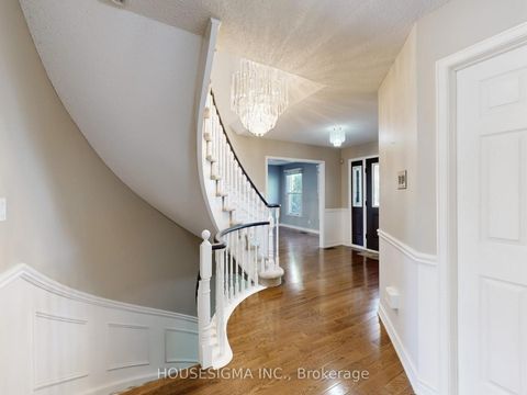 Photo 33 at 952 Peggoty Circle, Eastdale, Oshawa