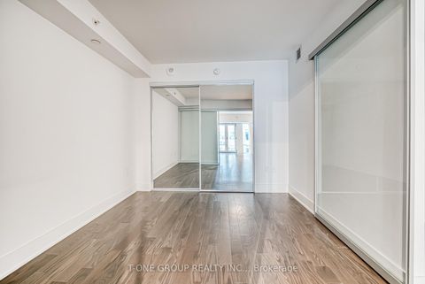 Photo 25 at 720 - 955 Bay Street, Bay Street Corridor, Toronto