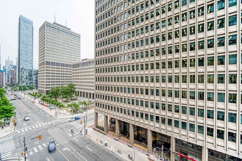 Photo 34 at 720 - 955 Bay Street, Bay Street Corridor, Toronto