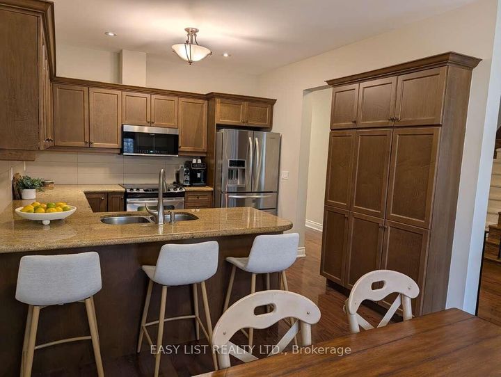 Photo 7 at 374 Dowson Loop, Woodland Hill, Newmarket