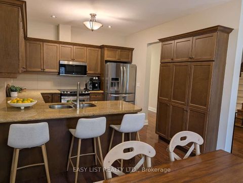 Photo 7 at 374 Dowson Loop, Woodland Hill, Newmarket