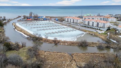 Photo 27 at 323 - 50 Lakebreeze Drive, Newcastle, Clarington