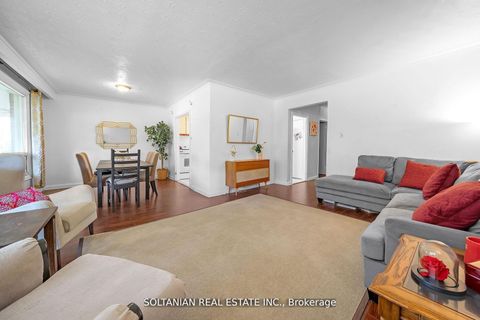 Photo 1 at 183 Maxome Avenue, Newtonbrook East, Toronto