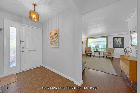 Photo 5 at 183 Maxome Avenue, Newtonbrook East, Toronto