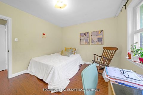 Photo 18 at 183 Maxome Avenue, Newtonbrook East, Toronto