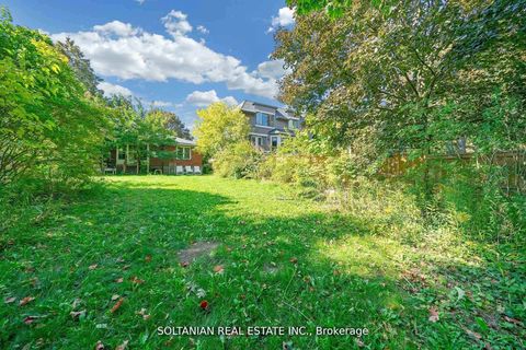 Photo 23 at 183 Maxome Avenue, Newtonbrook East, Toronto