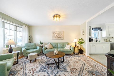 Photo 4 at 92 Snowy Owl Crescent, Little Lake, Barrie