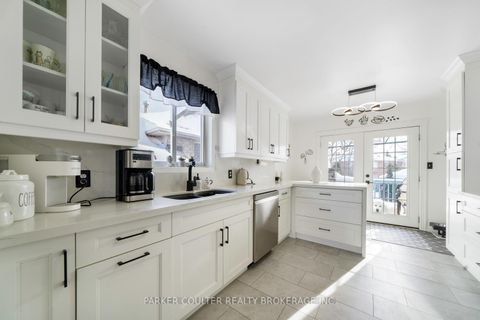 Photo 9 at 92 Snowy Owl Crescent, Little Lake, Barrie