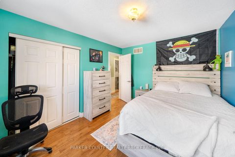 Photo 19 at 92 Snowy Owl Crescent, Little Lake, Barrie