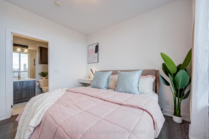 Photo 23 at 912 - 7 Kenaston Gardens, Bayview Village, Toronto