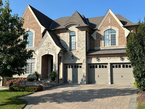 Photo 42 at 68 Annsleywood Court, Kleinburg, Vaughan