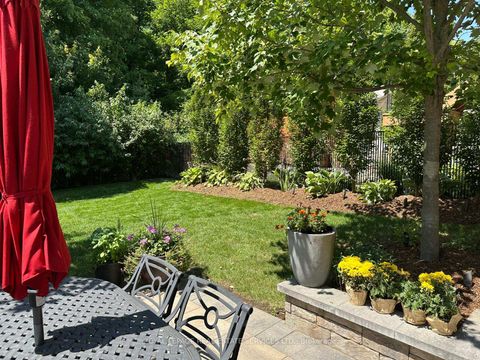 Photo 46 at 68 Annsleywood Court, Kleinburg, Vaughan