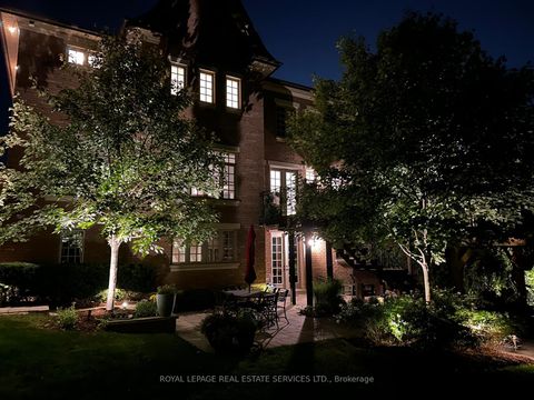 Photo 49 at 68 Annsleywood Court, Kleinburg, Vaughan