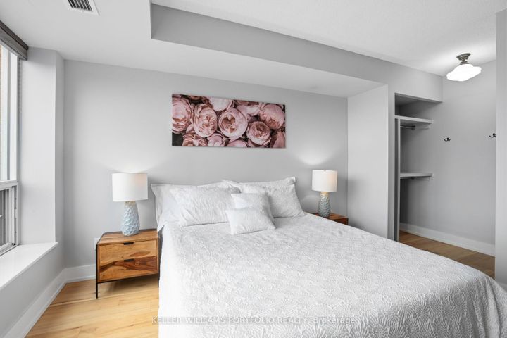 Photo 15 at 802 - 190 Manitoba Street, Mimico, Toronto
