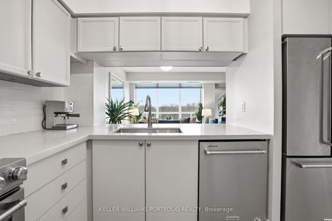 Photo 13 at 802 - 190 Manitoba Street, Mimico, Toronto