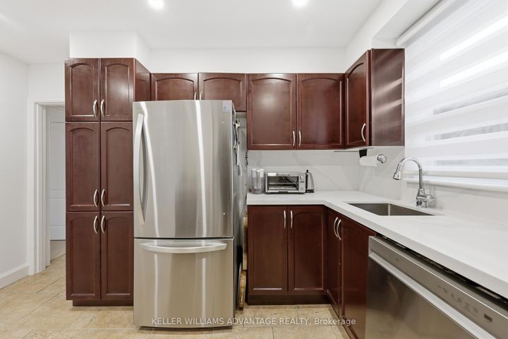 Photo 10 at 2062 Barton Street E, McQuesten, Hamilton