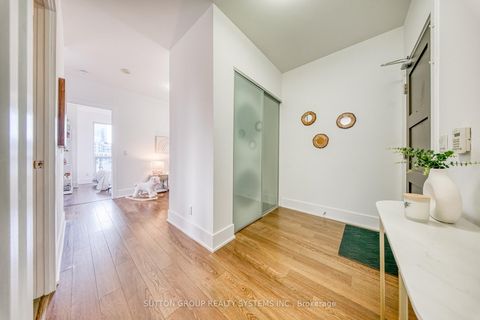 Photo 4 at 1912 - 300 Front Street W, Waterfront Communities C1, Toronto