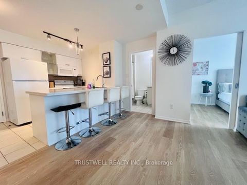 Photo 10 at 2601 - 38 Grenville Street, Bay Street Corridor, Toronto