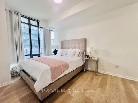 Photo 12 at 2601 - 38 Grenville Street, Bay Street Corridor, Toronto