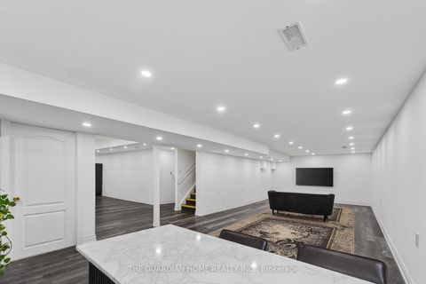 Photo 17 at 28 Brightside Avenue, Jefferson, Richmond Hill