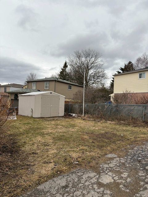 Photo 2 at 701 Leeder Court, Leslie Valley, Newmarket