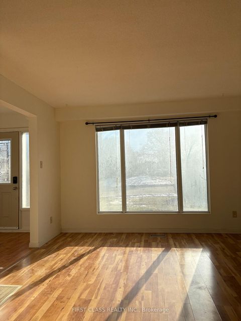 Photo 5 at 701 Leeder Court, Leslie Valley, Newmarket