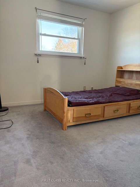 Photo 10 at 701 Leeder Court, Leslie Valley, Newmarket