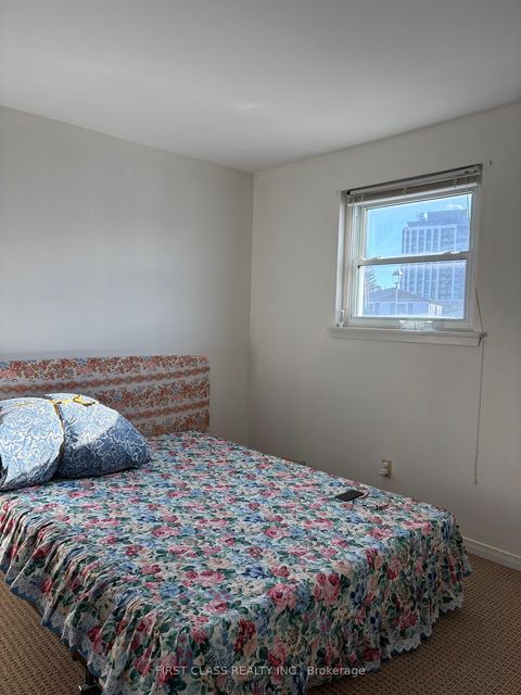 Photo 13 at 701 Leeder Court, Leslie Valley, Newmarket