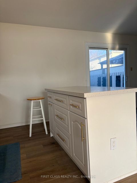 Photo 16 at 701 Leeder Court, Leslie Valley, Newmarket