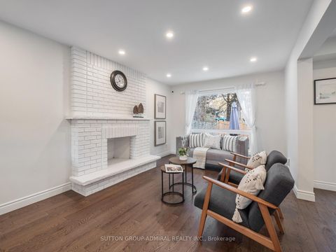 Photo 11 at 110 Conley Street, Lakeview Estates, Vaughan