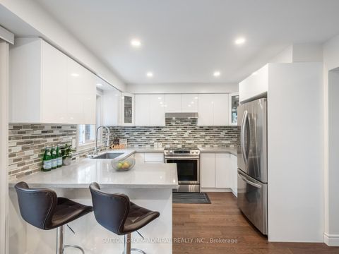 Photo 16 at 110 Conley Street, Lakeview Estates, Vaughan