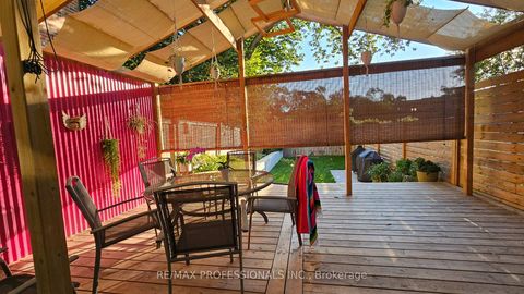 Photo 33 at 41 Windermere Avenue, Swansea, Toronto