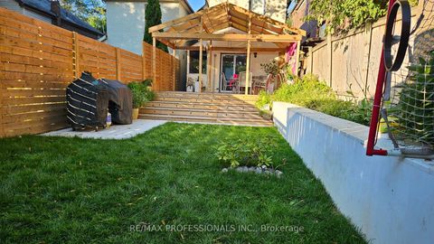 Photo 42 at 41 Windermere Avenue, Swansea, Toronto