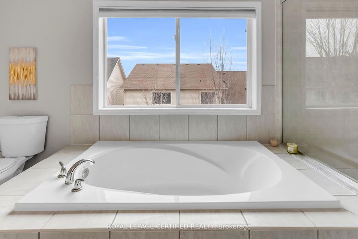 Photo 32 at 1211 Winter Crescent, BE Beaty, Milton