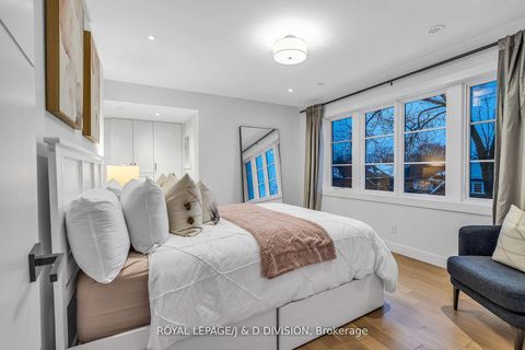 Photo 30 at 453 Oriole Parkway, Eglinton, Toronto