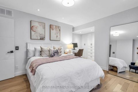 Photo 31 at 453 Oriole Parkway, Eglinton, Toronto